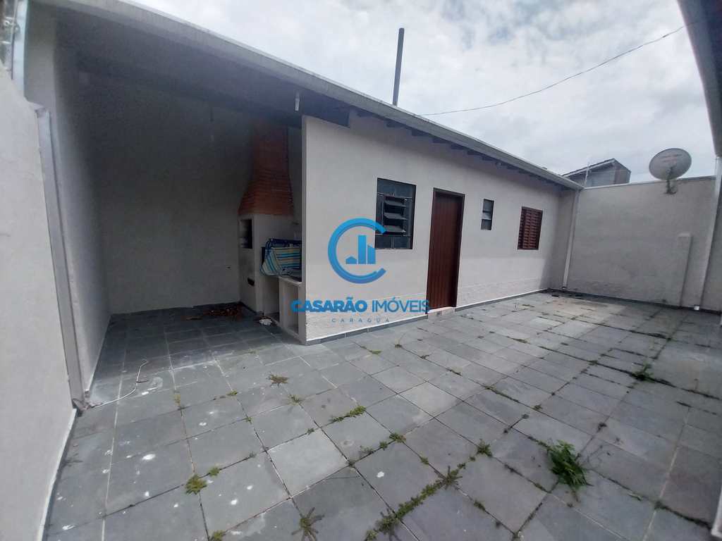Casa em Caraguatatuba, no bairro Martim de Sá