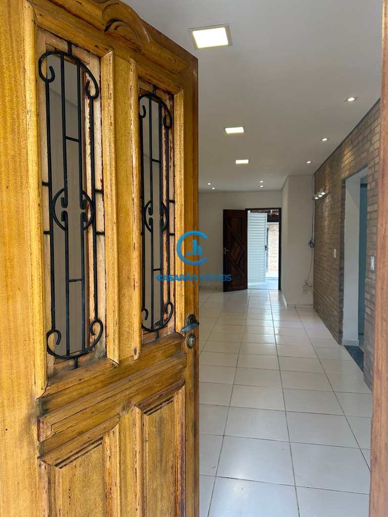 Casa em Caraguatatuba, no bairro Martim de Sá