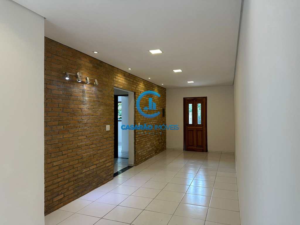 Casa em Caraguatatuba, no bairro Martim de Sá