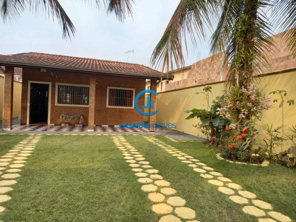 Casa em Caraguatatuba, no bairro Martim de Sá