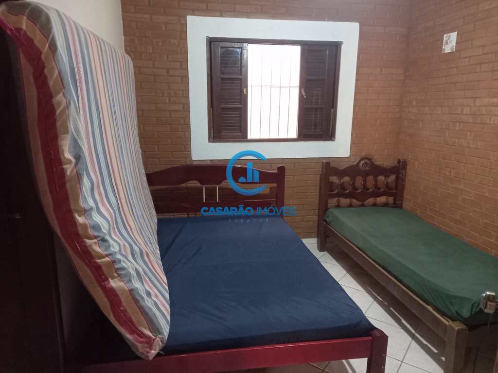 Casa em Caraguatatuba, no bairro Martim de Sá