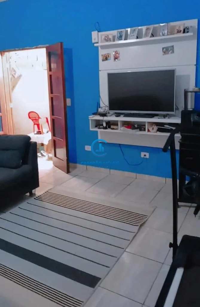 Casa em Caraguatatuba, no bairro Jardim do Sol