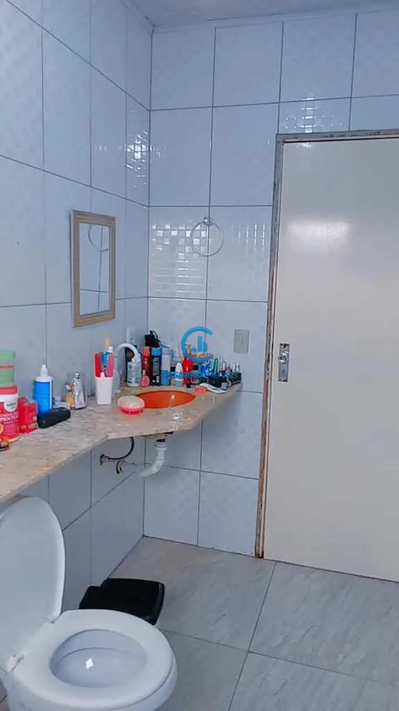 Casa em Caraguatatuba, no bairro Jardim do Sol