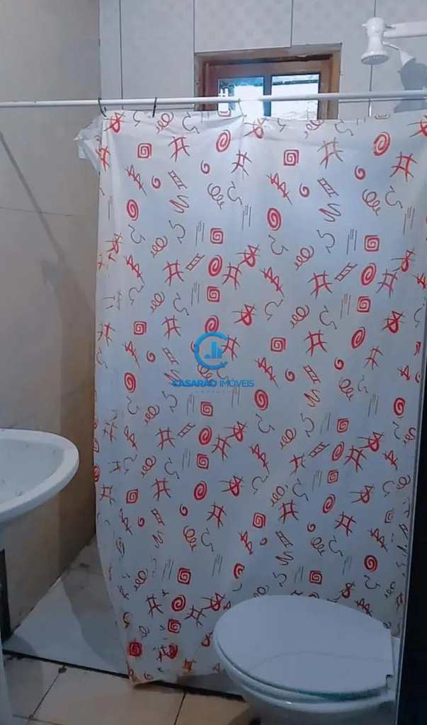 Casa em Caraguatatuba, no bairro Jardim do Sol