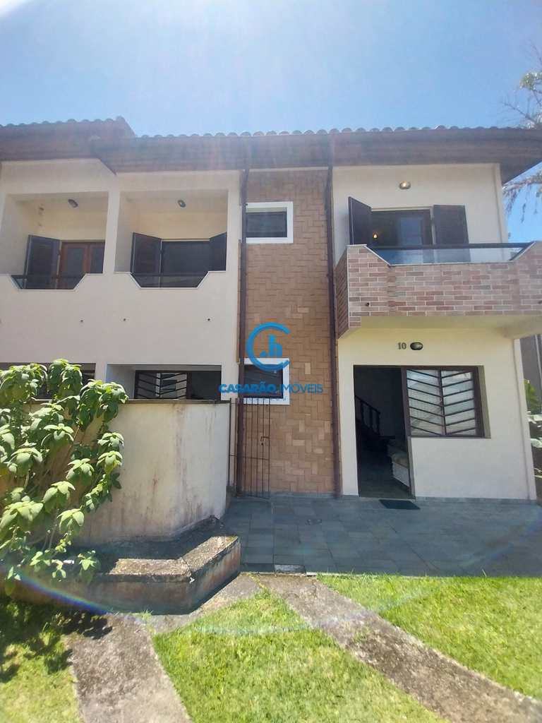 Sobrado de Condomínio em Caraguatatuba, no bairro Martim de Sá