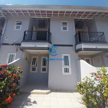 Sobrado de Condomínio em Caraguatatuba, bairro Martim de Sá