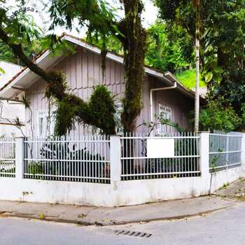 Casa em Blumenau, bairro Garcia