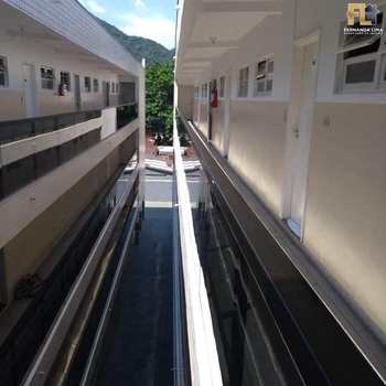 Kitnet em Mongaguá, bairro Pedreira