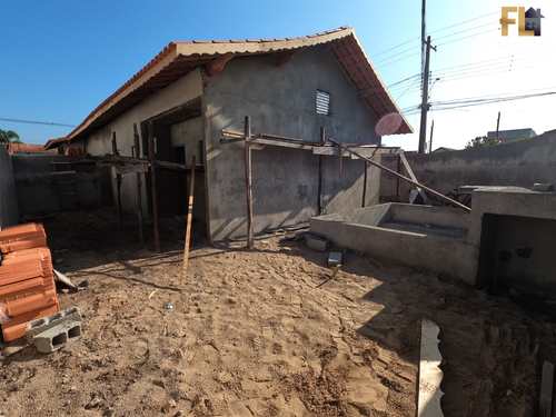 Casa, código 45380 em Mongaguá, bairro Itaguaí