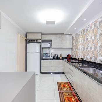Apartamento em São José dos Pinhais, bairro Centro