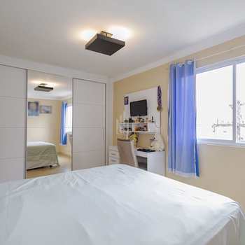 Apartamento em São José dos Pinhais, bairro Centro