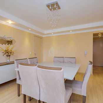 Apartamento em São José dos Pinhais, bairro Centro