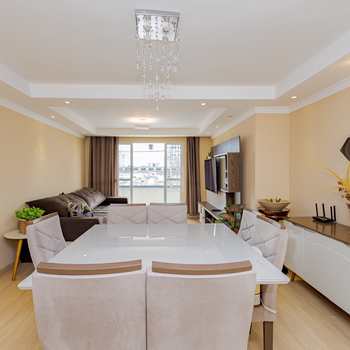 Apartamento em São José dos Pinhais, bairro Centro