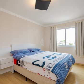 Apartamento em São José dos Pinhais, bairro Centro
