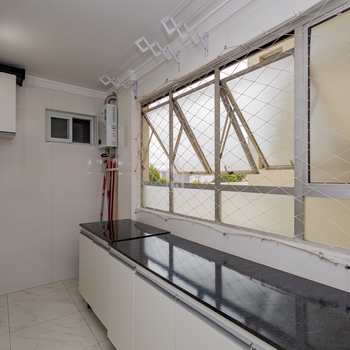 Apartamento em São José dos Pinhais, bairro Centro