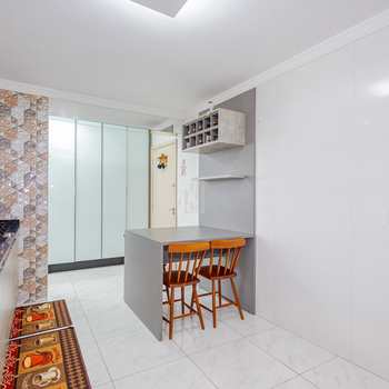 Apartamento em São José dos Pinhais, bairro Centro