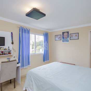 Apartamento em São José dos Pinhais, bairro Centro