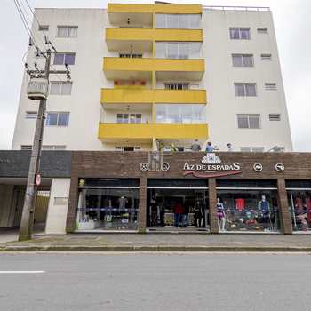 Apartamento em São José dos Pinhais, bairro Centro