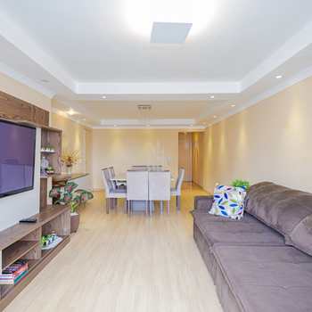 Apartamento em São José dos Pinhais, bairro Centro