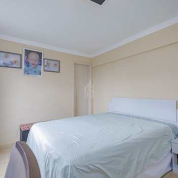 Apartamento em São José dos Pinhais, bairro Centro