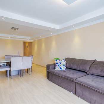 Apartamento em São José dos Pinhais, bairro Centro