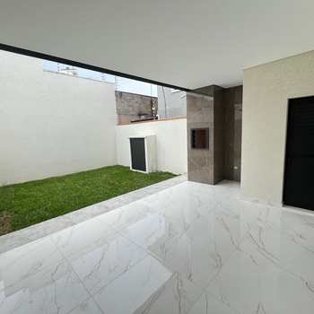 Sobrado em São José dos Pinhais, bairro Centro