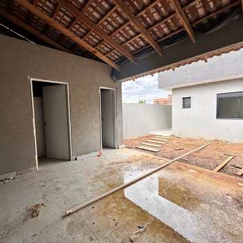 Casa em São José dos Pinhais, bairro Boneca do Iguaçu