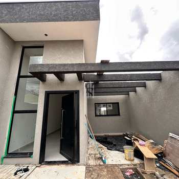 Casa em São José dos Pinhais, bairro Boneca do Iguaçu