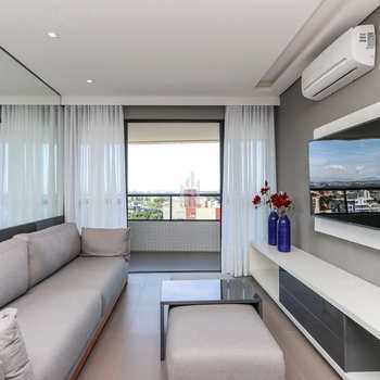 Apartamento em Curitiba, bairro Bacacheri