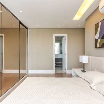 Apartamento em Curitiba, bairro Bacacheri