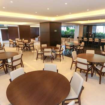 Apartamento em Curitiba, bairro Bacacheri