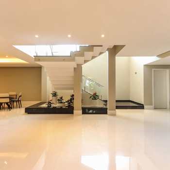 Apartamento em Curitiba, bairro Bacacheri