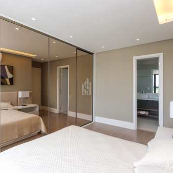 Apartamento em Curitiba, bairro Bacacheri