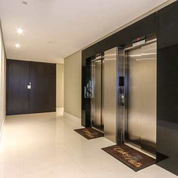 Apartamento em Curitiba, bairro Bacacheri