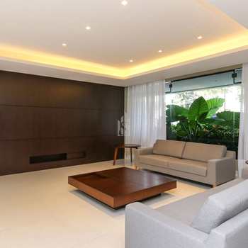 Apartamento em Curitiba, bairro Bacacheri