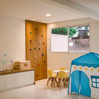 Apartamento em Curitiba, bairro Bacacheri