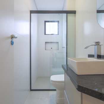 Apartamento em São José dos Pinhais, bairro São Pedro