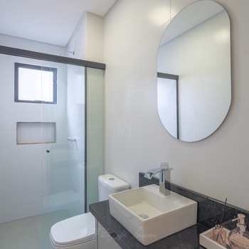 Apartamento em São José dos Pinhais, bairro São Pedro