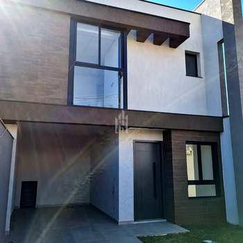Sobrado em Curitiba, bairro Atuba