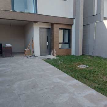 Sobrado em Curitiba, bairro Atuba