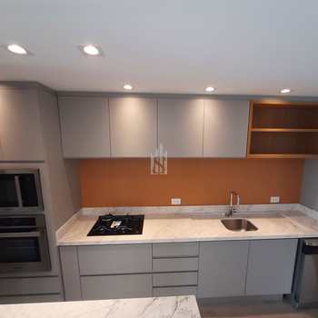 Apartamento em Curitiba, bairro Capão Raso