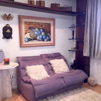 Apartamento em Curitiba, bairro Centro