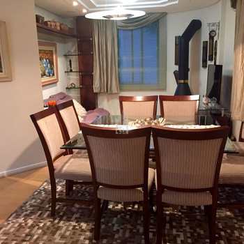 Apartamento em Curitiba, bairro Centro