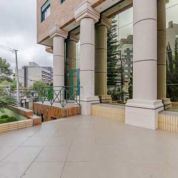 Apartamento em Curitiba, bairro Centro