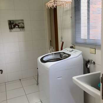 Apartamento em Curitiba, bairro Centro