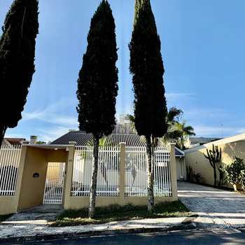 Sobrado em São José dos Pinhais, bairro Aristocrata