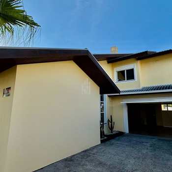 Sobrado em São José dos Pinhais, bairro Aristocrata