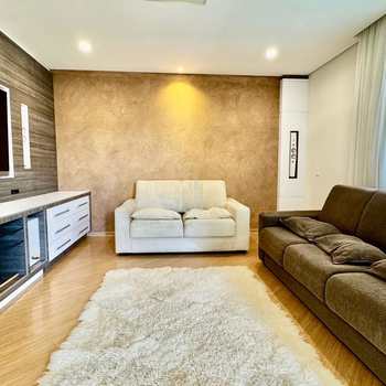 Sobrado em São José dos Pinhais, bairro Aristocrata