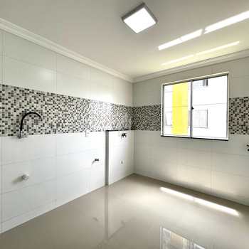 Apartamento em São José dos Pinhais, bairro Parque da Fonte