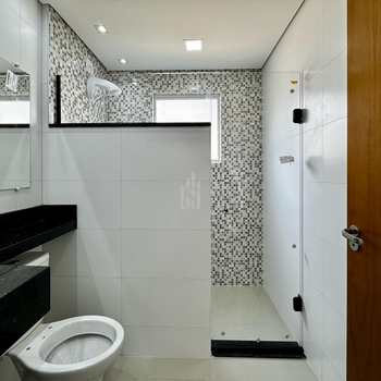 Apartamento em São José dos Pinhais, bairro Colônia Rio Grande